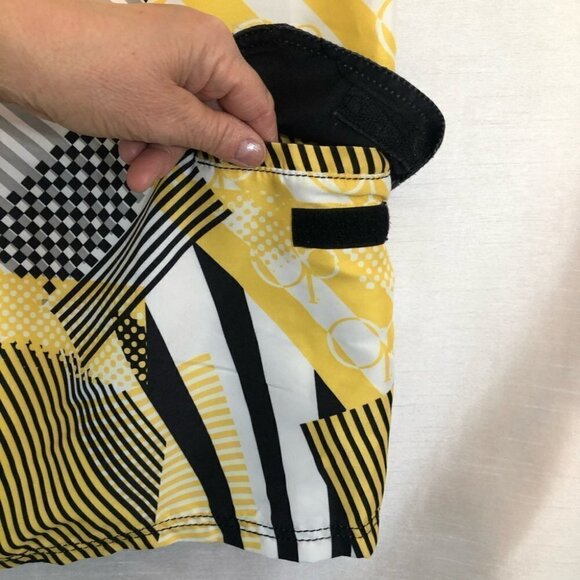 Vintage OP  Mens 38 Board Shorts in White/Black /Yellow Graphics - Picture 12 of 16